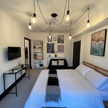 Stylish Central Basement Studio, With Outdoor Space Brighton ภายนอก รูปภาพ