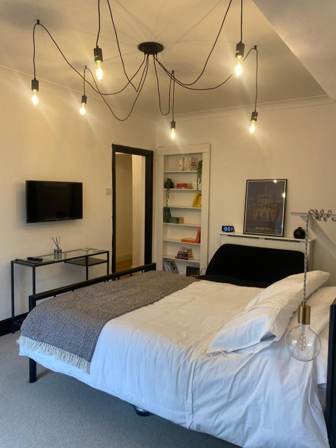 Stylish Central Basement Studio, With Outdoor Space Brighton ภายนอก รูปภาพ