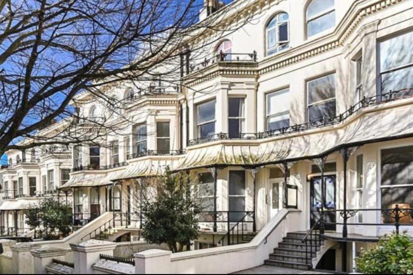 Stylish Central Basement Studio, With Outdoor Space Brighton ภายนอก รูปภาพ